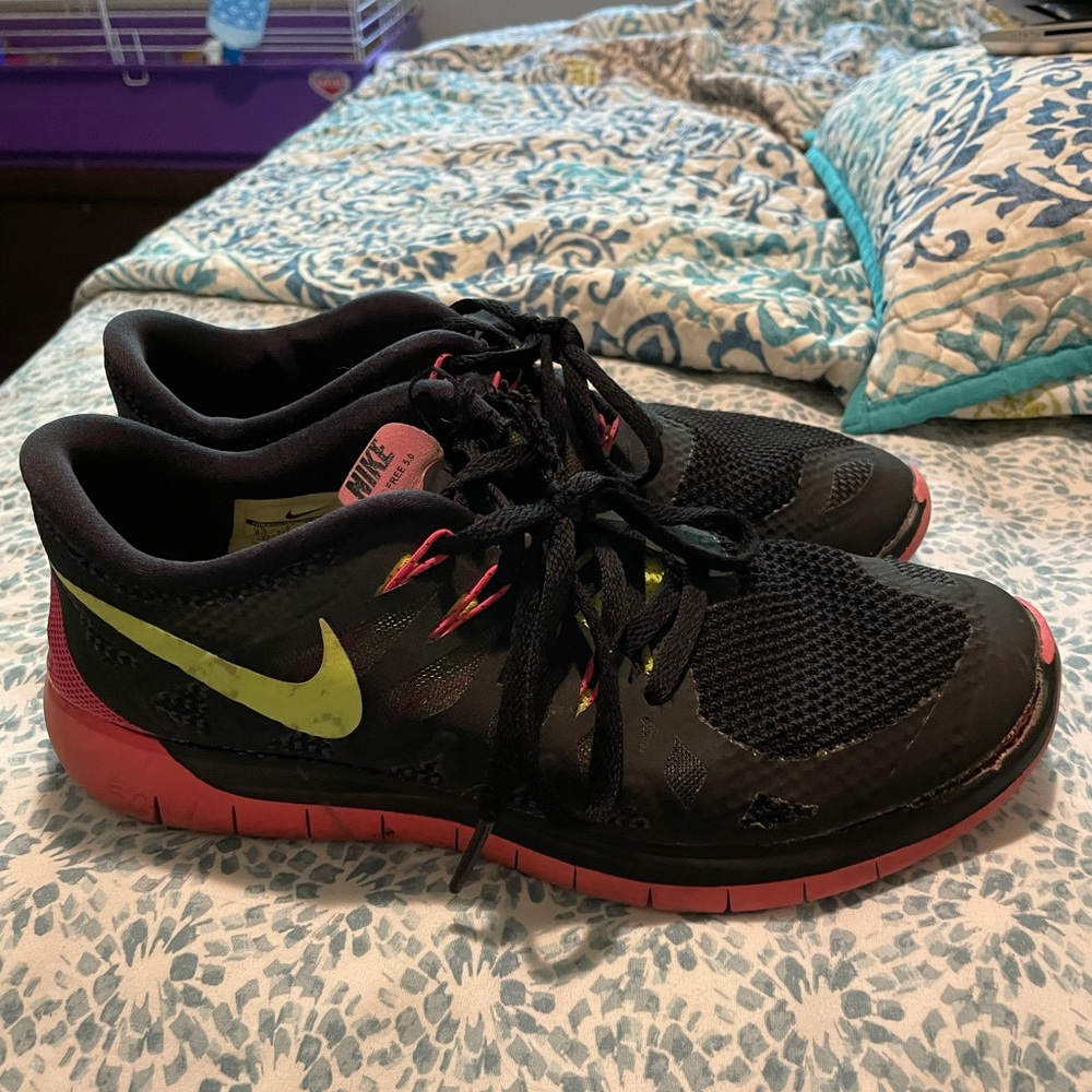 Nike free runs